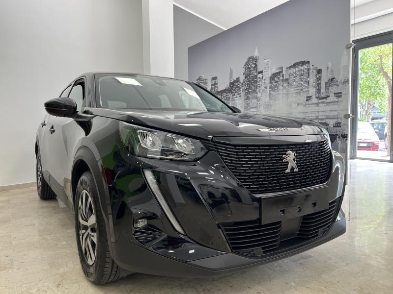 PEUGEOT 2008 Benzina